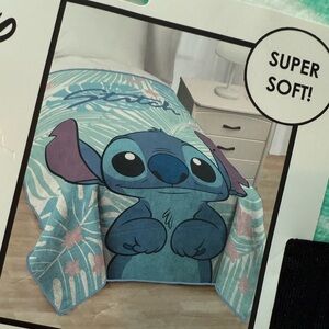 Stitch Super Soft Blanket